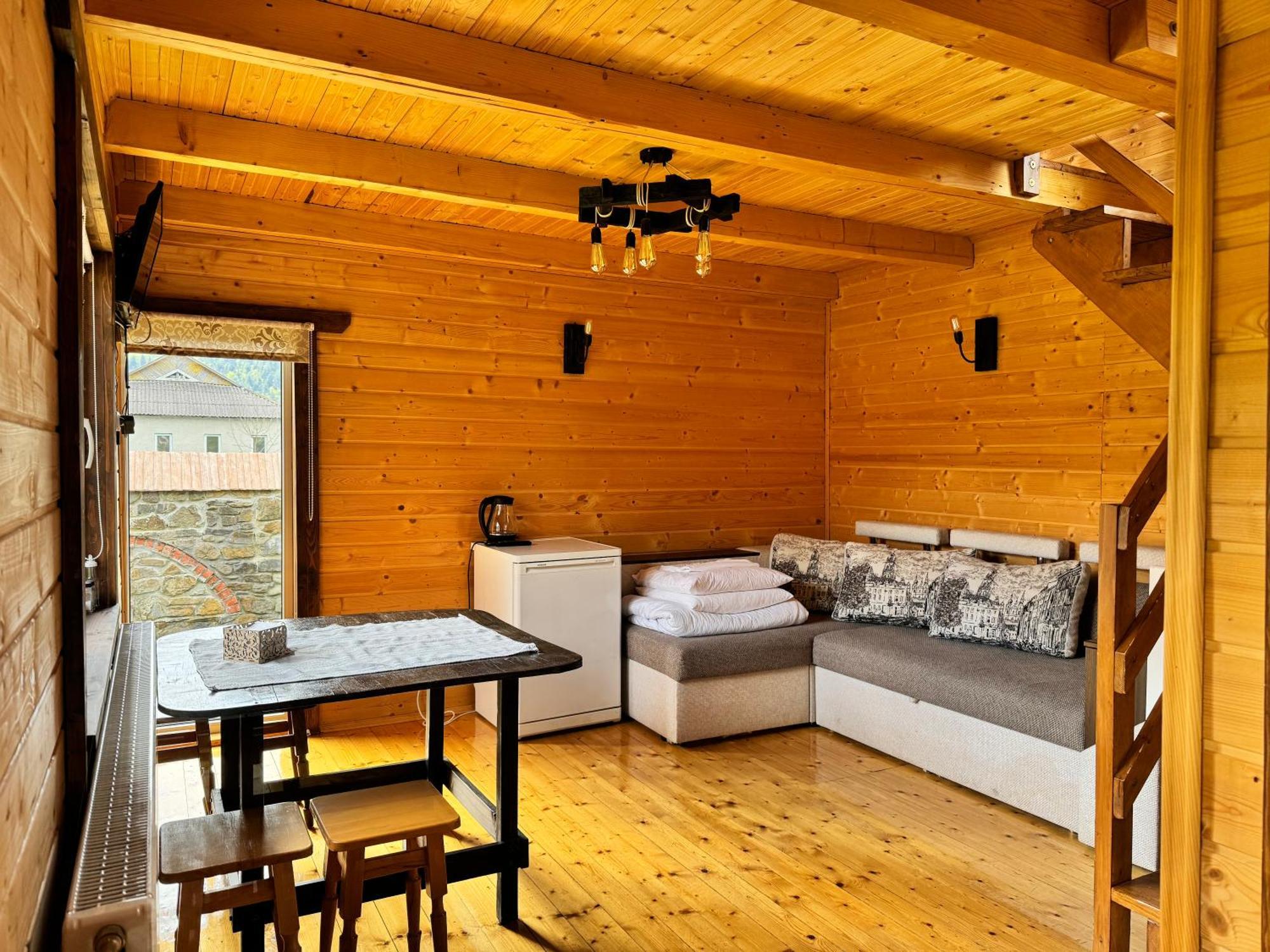 Zajazd Eco Centr Zrub *